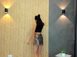 Flirty-Aura's Live Sex Cam Show