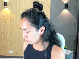 Flirty-Aura's Live Sex Cam Show