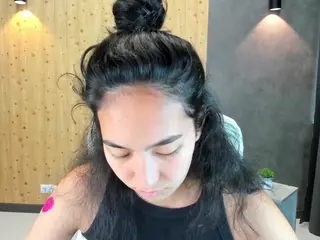 Flirty-Aura's Live Sex Cam Show