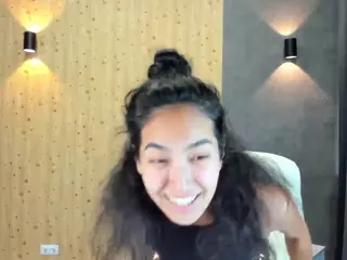 Flirty-Aura's Live Sex Cam Show