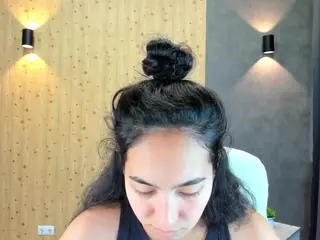 Flirty-Aura's Live Sex Cam Show