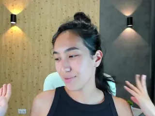 Flirty-Aura's Live Sex Cam Show