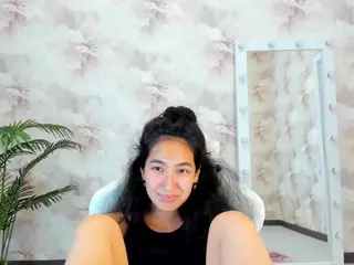 Flirty-Aura's Live Sex Cam Show