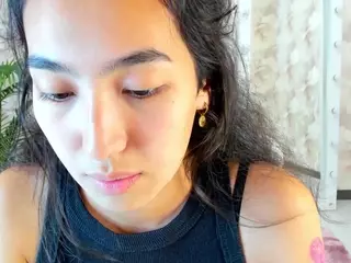 Flirty-Aura's Live Sex Cam Show
