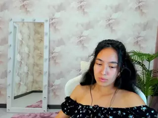 Flirty-Aura's Live Sex Cam Show