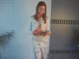HenriettaCaudell's Live Sex Cam Show