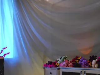HenriettaCaudell's Live Sex Cam Show