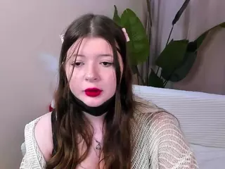 LinetteMono's Live Sex Cam Show