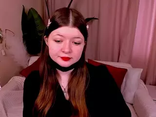 LinetteMono's Live Sex Cam Show