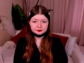 LinetteMono's Live Sex Cam Show