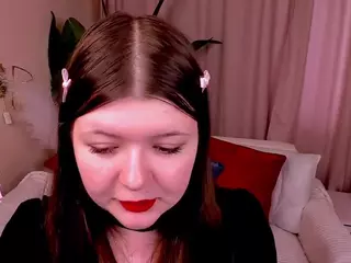 LinetteMono's Live Sex Cam Show