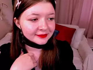 LinetteMono's Live Sex Cam Show