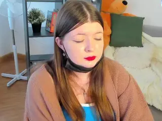 LinetteMono's Live Sex Cam Show