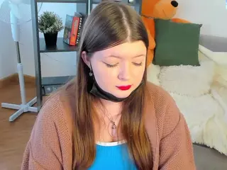 LinetteMono's Live Sex Cam Show