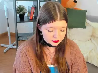 LinetteMono's Live Sex Cam Show