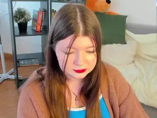 LinetteMono's Live Sex Cam Show