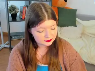 LinetteMono's Live Sex Cam Show