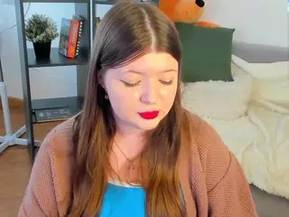 LinetteMono's Live Sex Cam Show