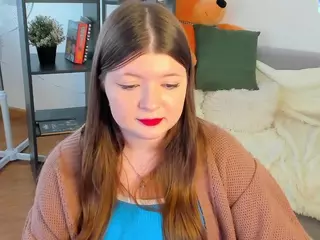 LinetteMono's Live Sex Cam Show