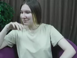 MaidaFell's Live Sex Cam Show