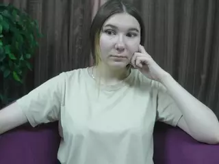 MaidaFell's Live Sex Cam Show