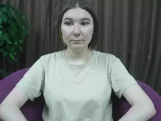 MaidaFell's Live Sex Cam Show