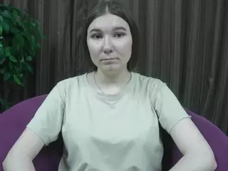 MaidaFell's Live Sex Cam Show