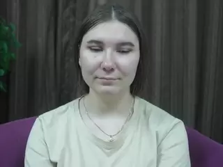 MaidaFell's Live Sex Cam Show
