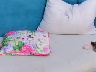 moon-cake's Live Sex Cam Show