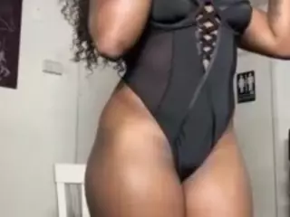 NataliaRobertson's Live Sex Cam Show