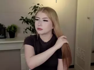 Lucy's Live Sex Cam Show