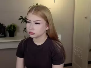 Lucy's Live Sex Cam Show