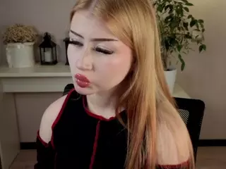 Lucy's Live Sex Cam Show
