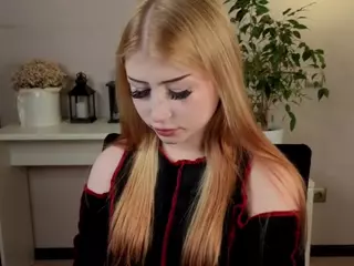 Lucy's Live Sex Cam Show
