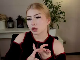 Lucy's Live Sex Cam Show