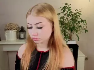 Lucy's Live Sex Cam Show