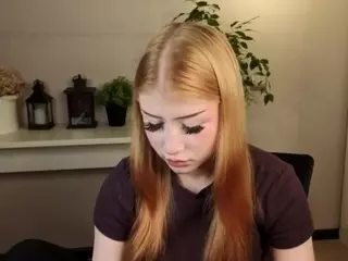 Lucy's Live Sex Cam Show