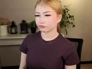 Lucy's Live Sex Cam Show