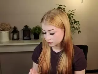 Lucy's Live Sex Cam Show