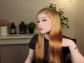 Lucy's Live Sex Cam Show