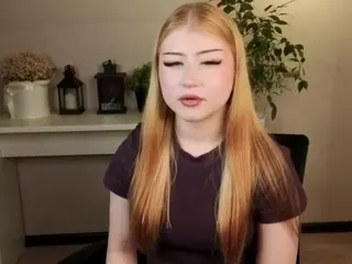 Lucy's Live Sex Cam Show
