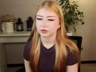 Lucy's Live Sex Cam Show