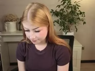 Lucy's Live Sex Cam Show