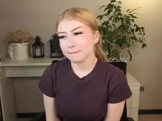 Lucy's Live Sex Cam Show