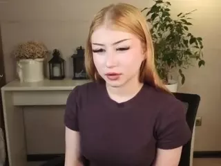 Lucy's Live Sex Cam Show