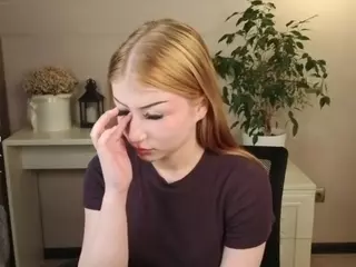 Lucy's Live Sex Cam Show