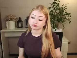 Lucy's Live Sex Cam Show