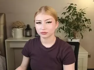 Lucy's Live Sex Cam Show