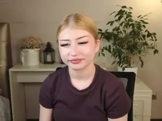 Lucy's Live Sex Cam Show