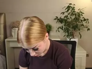 Lucy's Live Sex Cam Show